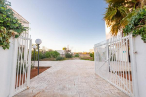 Porto Cesareo Air-conditioned Villa sleeps 12 Torre Cesarea